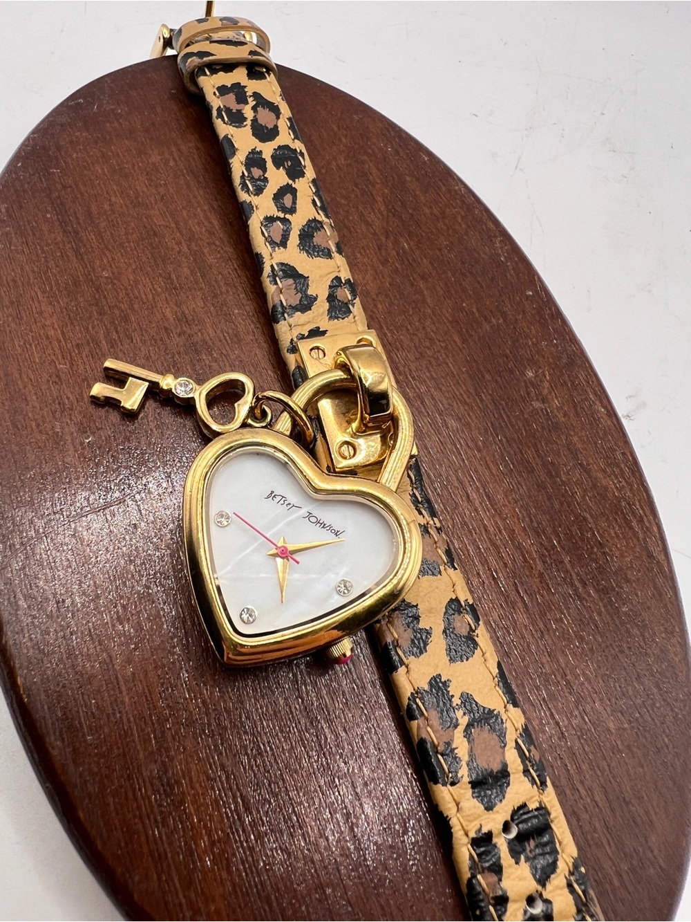 Betsey Johnson Leopard Heart Charm Watch - Gold Tone Rare Y2K Works